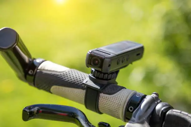 Guide complet des équipements essentiels pour votre vélo électrique 21 istockphoto 2150565524 612x612 1